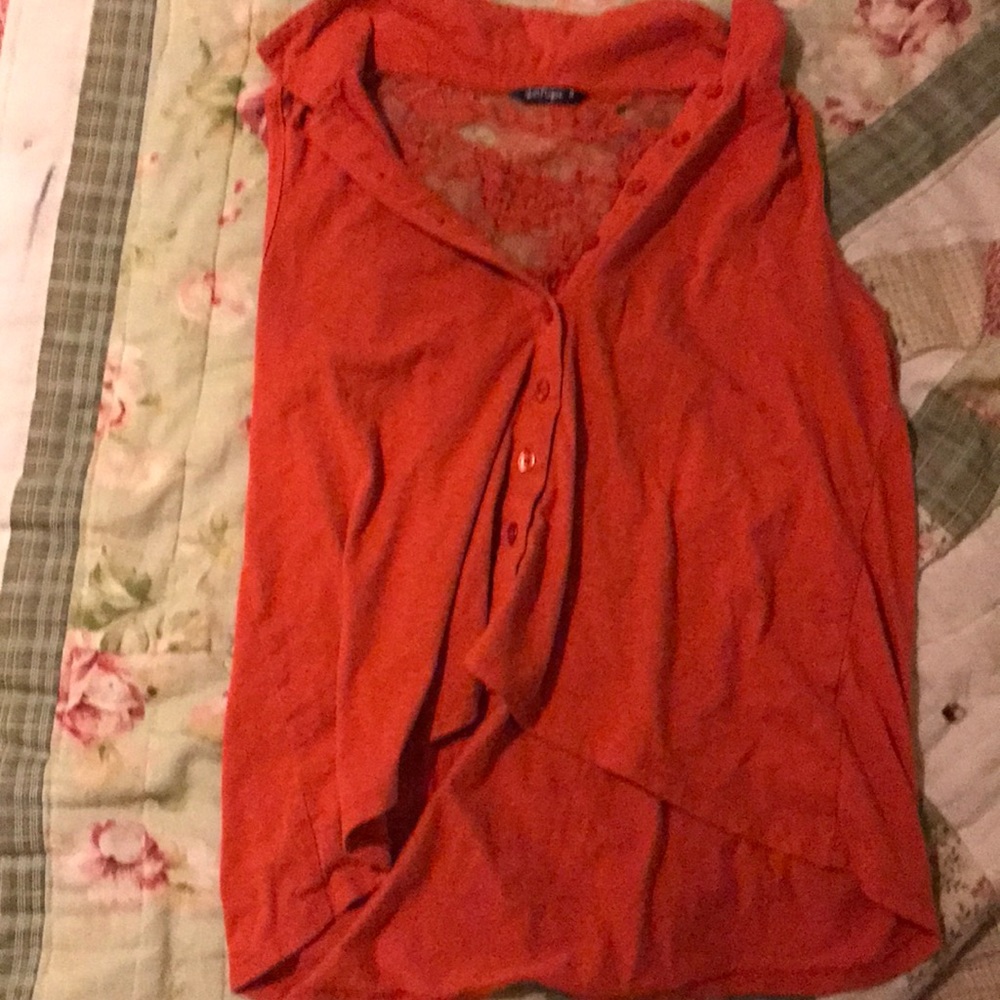 Wallflower red button down sleeveless t shirt